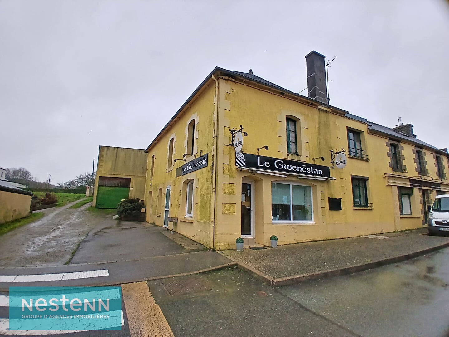 Maison à rénover à St Barnabe 380m²