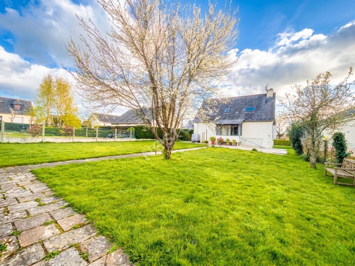 Maison à rénover à Chevaigne 114m²
